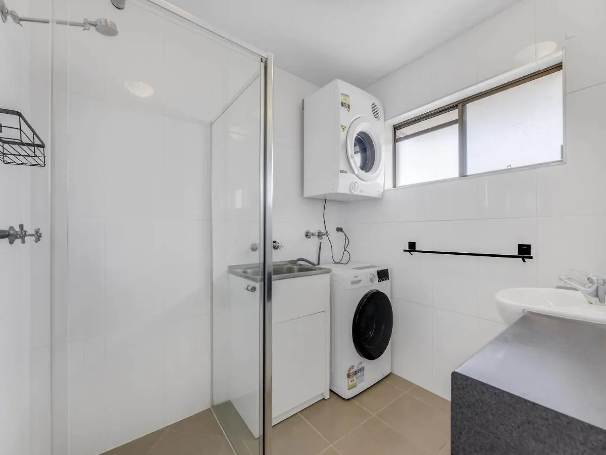 Tarrohan Lodge Unit 7 Kings Beach Qld Caloundra